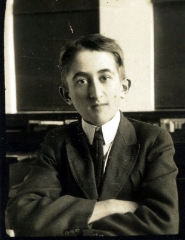  Ethan Kreider